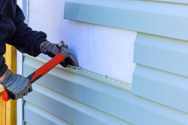 Reliable Siding Repair contractor in Arlington, NY by Creative Siding